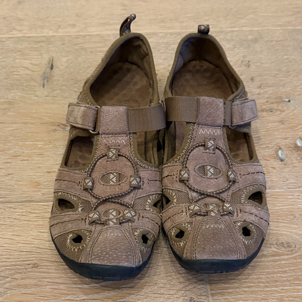 Earth Origins Brown Casual Shoes